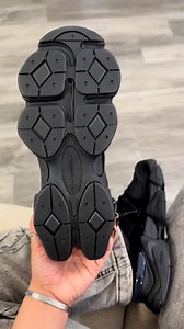 #vetements #Tunis #textiles #shoes | Futur Boutique.