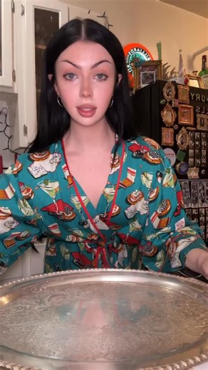 Holly Barnes on Instagram: "let’s make a snack tray for my bubble bath 🛁🍒🫧💋 #snackplate #savourygirl #bubblebath"