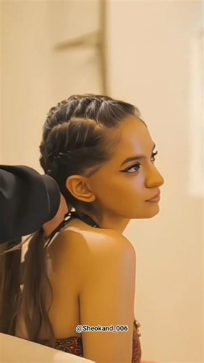 Dhoom Dham song Anushka Sen beautiful hairstyle#anushkafanclub#indianactoress#viralvideo#shortsviral