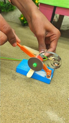 DIY mini Wood Cutter Circular Saw Machine | Electric Motor #saw #engeenering #scienceproject