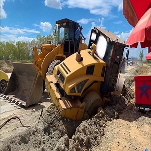 22M views · 124K reactions | Unbelievable Wheelloader Motor Grader Pulls Falls Roller- Excavator Success Get Out Cr : Amazing Word | Amazing Word | Facebook