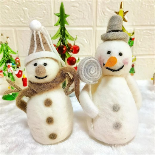 Handcrafted Wool Snowman Sculpture: Cute Needle Felted Home Décor, Christmas Felt Shape, Classy Gift for Her, Funny Snowman Ornament - Etsy