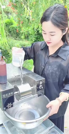 Ice Cream Machine for Global Shipping Business