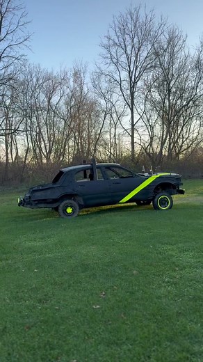 #demo #derby #derbylife #topeka #kansas #blizzardbash #ford #cool #video #funny #demolition #lincoln #foryourpage #fyp #car #paint #photo #photography