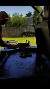 342K views · 1.6K reactions | Chicken wings on the blackstone! #blackstonegriddle #blackstone #chickenwings | Cook n woods | Facebook