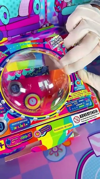 Ksi-Merito | Transforms its packaging into a Neo-Crib!!! | Distroller