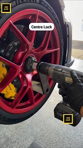 Centre Lock porsche. #سيارات #mecanique #reelsmaroc #carreels #voiture #automobile #technique #garage #car #technicien #moteur #mechanical #mecanicien | MD CAR