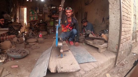 Electric Motor Body Casting Process – Inside a Local Foundry