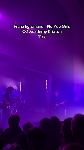 what an amazing band !!! @Franz Ferdinand #franzferdinand #indie #concert #indierock #2000s
