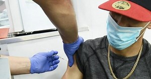 Biden pushes back on GOP criticism of COVID vaccine mandates