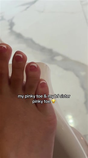 Pinky Toe Frenchtip Nails: Cute Ideas for Your Little Toe