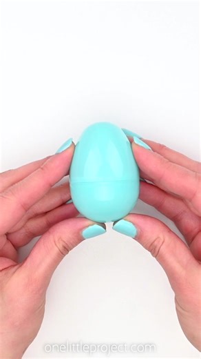 These plastic egg bunnies are SO CUTE! Plus they’re incredibly easy and inexpensive to make using dollar store supplies. Transform a plastic Easter egg into an adorable bunny using just pipe cleaners and a marker. 🥚🐰 To make this craft you'll need: Plastic Easter Eggs Pastel Pipe Cleaners White Pom Poms Black Washable Marker Ruler Glue Gun #crafting #crafts #crafttok #craftsforkids #preschoolactivities #funcrafts #funathome #easycraftidea #toddlercrafts #kidscrafts #craftideas #kindergardencra