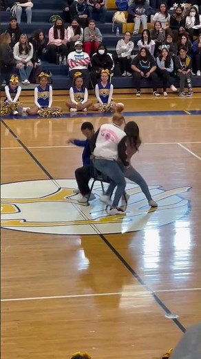 School goes wild during intense musical chairs