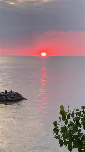 Beautiful last spring sunset over Lake Erie last night. | FOX 8 Cleveland Weather