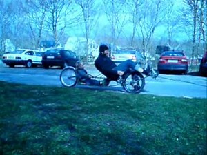 Pythoon - A Recumbent for Child Transport