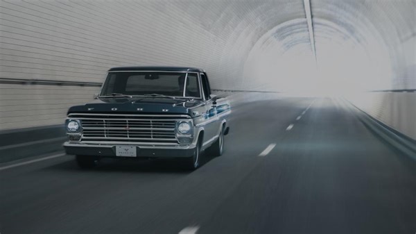 The classics never fade — they evolve. Powered by a Gen III Ford Coyote V8 engine mated to a 10-speed automatic transmission, and riding on a Roadster Shop Spec chassis, the Velocity Street Series F-100 drives as if on rails. FORGELINE wheels wrapped in Michelin Pilot Sport rubber hide the equally impressive 6 Piston Baer Brakes ensuring a thrilling and safe connection to the pavement. Inside, Velocity has crafted a driver focused cockpit with unique touches and custom features. We don’t just re