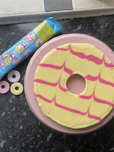 Delicious Giant Party Ring Recipe