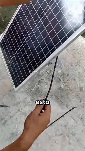 Revolucion Solar on Instagram: "🚨 Participa en nuestro "CLASE ONLINE EN VIVO"👨‍💻 #PANELES #INSTALACION #ELECTRICIDAD #instalaciones #solarenergy"