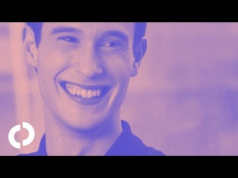 The Hollywood Medium isn't talking to the dead