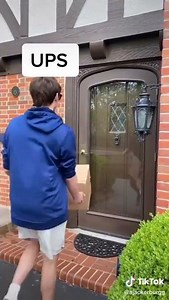 Amazon vs UPS vs FedEx