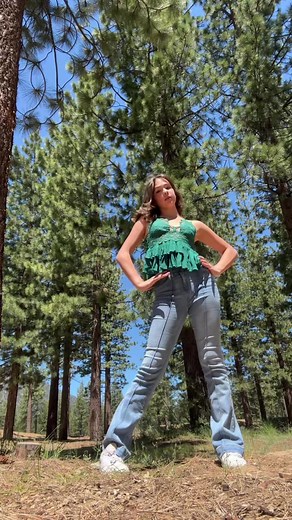 🌲🌲🌲 #fyp #tuesday #dance