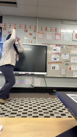 Every teacher right now ❄️🤣🤷🏼‍♀️ #icestorm2026 #ashevillenorthcarolina #teachersoftiktok #snowstorm #momsoftiktok @Torple