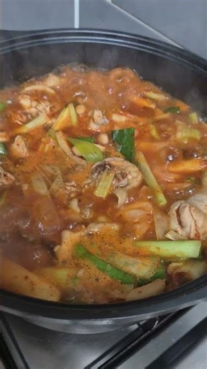 닭띠라~닭을~잘먹나봐유 ㅋㅋ마셔부러^^