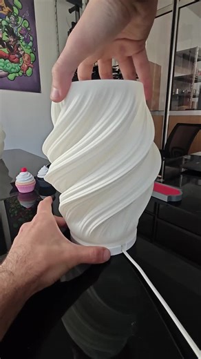 Lara Lamp STL 💡 A 3D printable lamp that’s easy to print, easy to assemble, and ready to use right after printing. Designed for PLA & FDM 3D printing, perfect for home decor, desk lighting, and maker projects. Get it with the Cubee subscription, together with thousands of STL models from other designers. 📁 Cubee Membership — link in bio