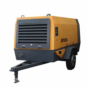 [Hot Item] Mobile 550cfm 14 Bar Portable Diesel Wheeled Screw Air Compressor for Mining drilling rig