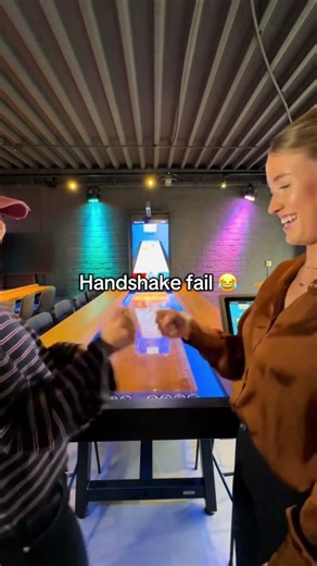 Socially Awkward Moments Caught on Camera 😬