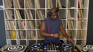 34 reactions | 01-SEAN PAUL-LIKE GLUE 02-NOTCH-NUTTIN NUH GO SO...