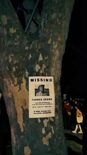 Sabina Arts✵ on Instagram: "Palo Alto’s Alien Invasion Halloween 2025 theme event 🥹😍 at Steve Job’s house P.s. I wrote a long speech. I’ll save it for other post let’s just enjoy this video. I really like it 🥹🥹"