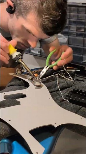 Fix Your Broken Bass Guitar in Minutes!