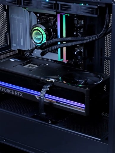 🌙✨ This ROG RTX 5090 build is absolute overkill, and I'm here for it. Combined with the 9950X3D and ultra-low latency C28 RAM, there isn't a game on Earth that can slow this down. 🐉🔥