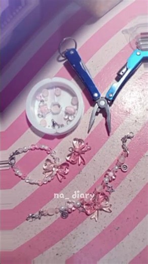 make bead keychains #1 #bead #keychain #keychaincraft #jj