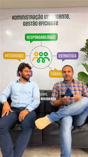 Savio Fontes on Instagram: "✅ Reconhecimento no Controle Interno Municipal. 👏🏻Ouro Branco recebe prêmio estadual pela Controladoria-Geral do município, destacando o trabalho da equipe de controle interno que ficou entre os três primeiros colocados, implementando metodologias ágeis e melhorando a entrega de serviços à população.🚀"