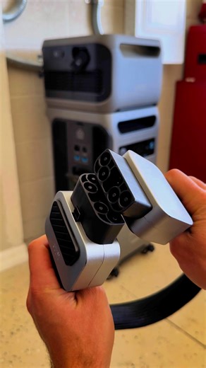 "朗 Anker SOLIX F3800 Plus Launch Perks  NEW LAUNCH PHASE ONLY ☀️ Up to 3,200W Solar Input ⛽️ Works with 240V Generators ⚡️ Plus Outage Power to Outlast  Shop Now for over $899 Gift and More!" | Anker | Facebook