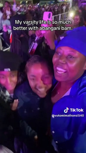 Sjava Live Performance: Varsity Life With Friends