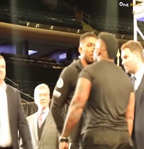 37K views · 411 reactions | disrespectful and craziest 壘壘 No Respect Moments In Boxing  | SFB | Facebook