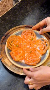 1.1M views · 10K reactions | Instant Jalebi in 10 minutes #viralpost2025シ #apnicookingclasses #viralvideoシ #soojimithai #trendingreels #jalebirecipe | Apni cooking classes | Facebook