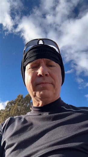 “Running Ramblings” Ep. 12 = only 6 miles Valentine’s Day due to muddy conditions, but a warm picnic. Great weather. No hoodie. #trailrun #runninginspiration #toddruns #runningmotivation #motivation #inspiration ASICS Salomon Garmin FlipBelt Shokz ZOAenergy CW-X Compression Gear | Todd Kunz