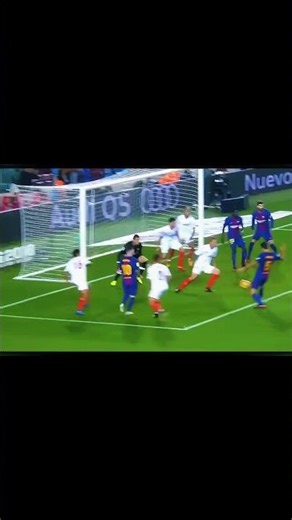 Messi's ball control | #messi #football #barcelona #laliga #messiskills