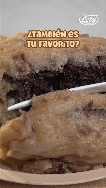 Pastel Alemán: Delicia de Chocolate con Coco y Nuez