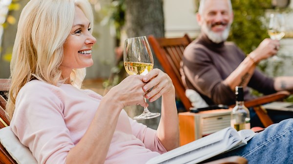 7 signs that quietly separate middle-class and upper-middle-class households