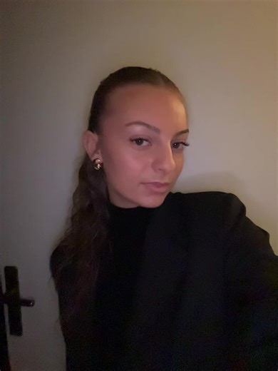 Vidéos de laurine (@laurine.aglh) avec son original - planeterap