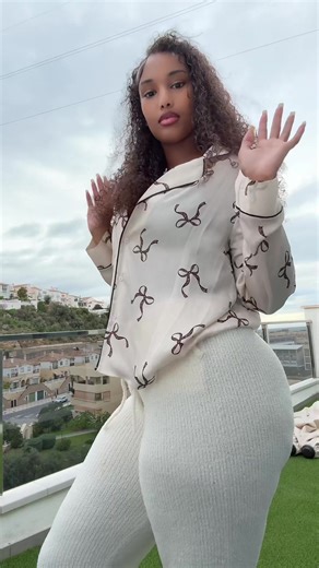 Videos de . (@msodileee) con “Hittin' - Money Mu”