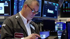 7K views · 217 reactions | JPMorgan Chase CEO Jamie Dimon is selling some of his stock in the bank for the first time in his 18 years at the helm. It will account for less than 10% of Dimon’s holdings, which also include stock options and other shares that haven’t vested https://reut.rs/3MimB90 | Reuters | Facebook