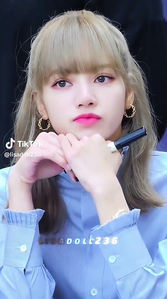 Captivating Lisa Blackpink Eye Makeup Tutorial