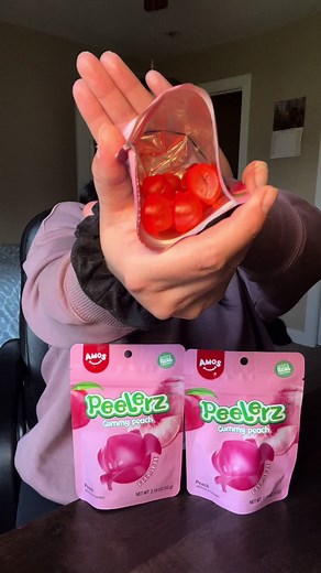 i love 🍑 #peelers #gummies #amos #peachgummies #gummypeelerz #peelablegummy #fyp #tiktokshop #tiktokshopcreator #happyfriday #mango #peelablemangogummy