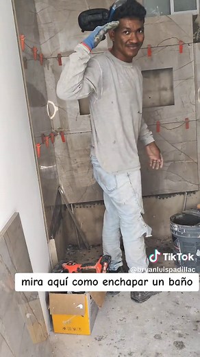 Cómo enchapar un baño: guía paso a paso